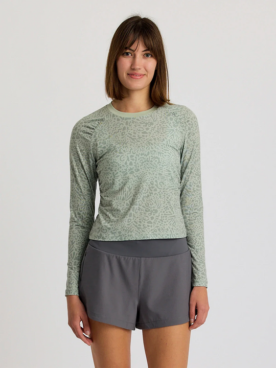 Women's Elevate Lightweight Fitted Long Sleeve